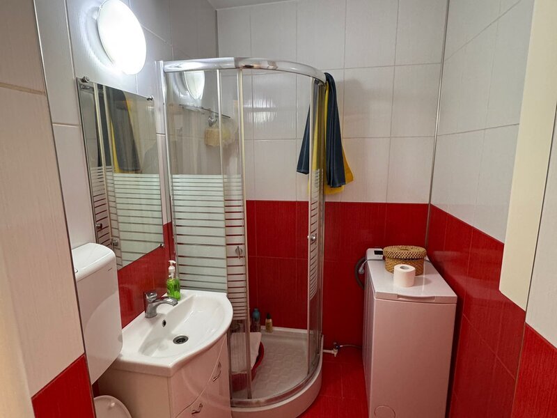 Drumul Taberei, Poiana Muntelui, metrou,